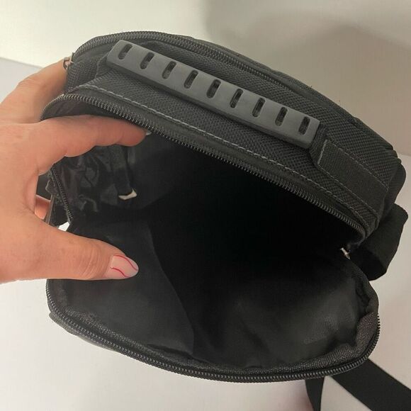 Glosiry| New without tags| crossbody bag| several pockets and compartments - Picture 8 of 13